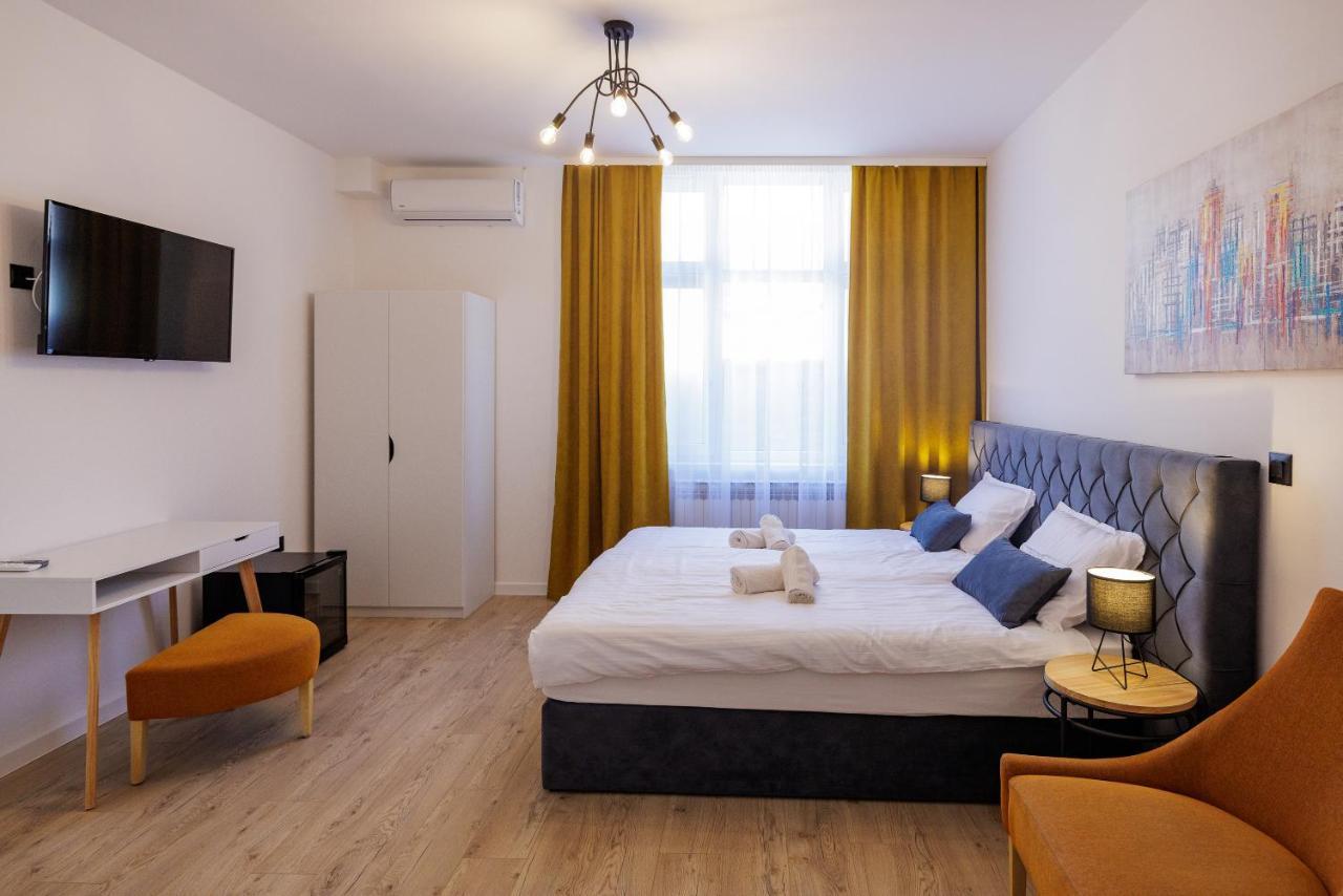 Rooms Lisnic Osijek Buitenkant foto